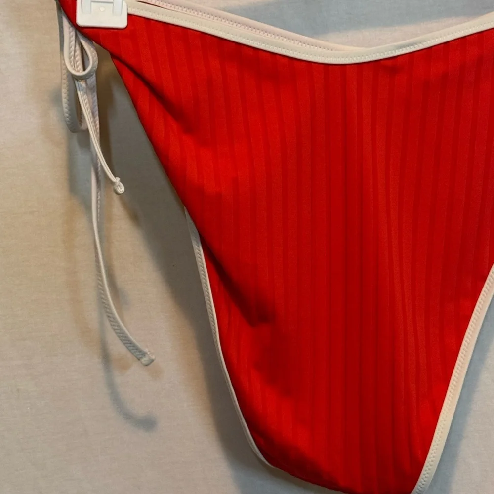 AA-512 Aerie NWT PLUS SIZE XXL Cheekiest Side Tie Ribbed Red & White Bottoms‎